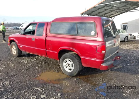 2002 Chevrolet S-10 Ls из США, поврежденный, VIN 1GCDT19W628184581